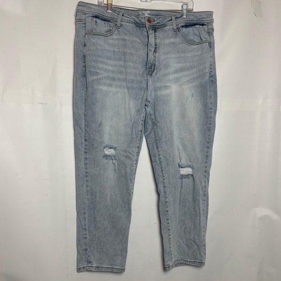 Terra & Sky Denim - Terra & Sky Womens 20W Light Wash Distressed Relaxed Boyfriend Jeans Stretchy